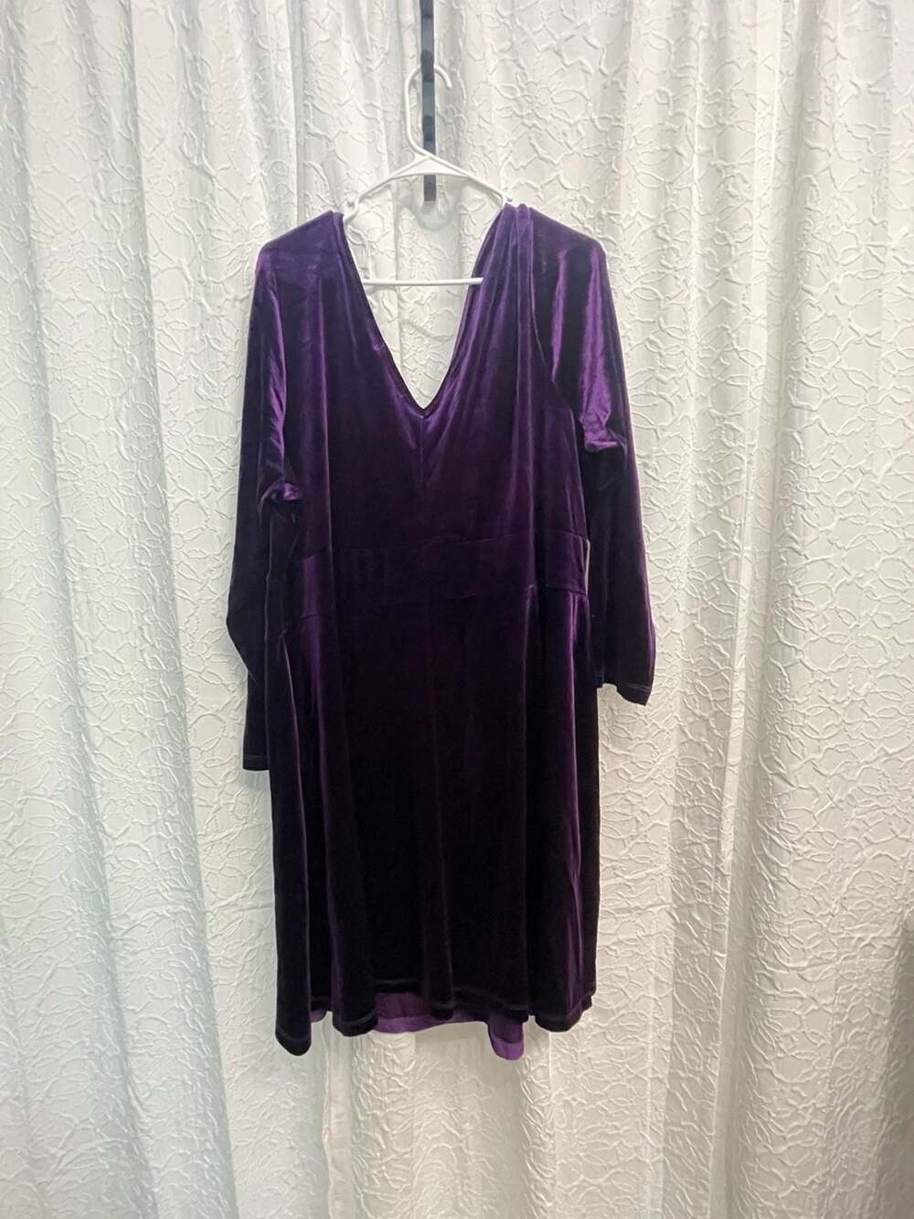 Vintage 90s Signature Collection Purple Velvet Midi Dress Long Sleeve VTG